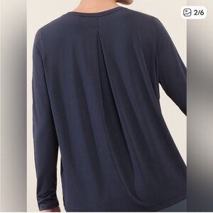 Athleta With Ease navy blue long sleeve top